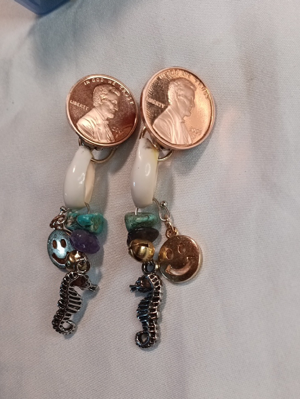 Seahorse Charm Dangle Clip On Earrings with Turquoise Chips. 2005 S Proof Penny